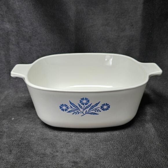 CorningWare Blue Cornflower 1.5 & 2 QT. Stoneware Casserole Dish x2 & Glass Lid - Picture 2 of 15